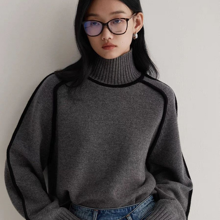 Amira | Soft Turtleneck Sweater