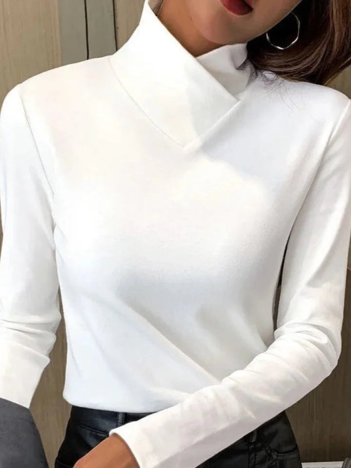 Laura | Elegant Turtleneck Fit