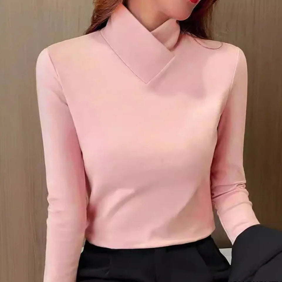 Laura | Elegant Turtleneck Fit