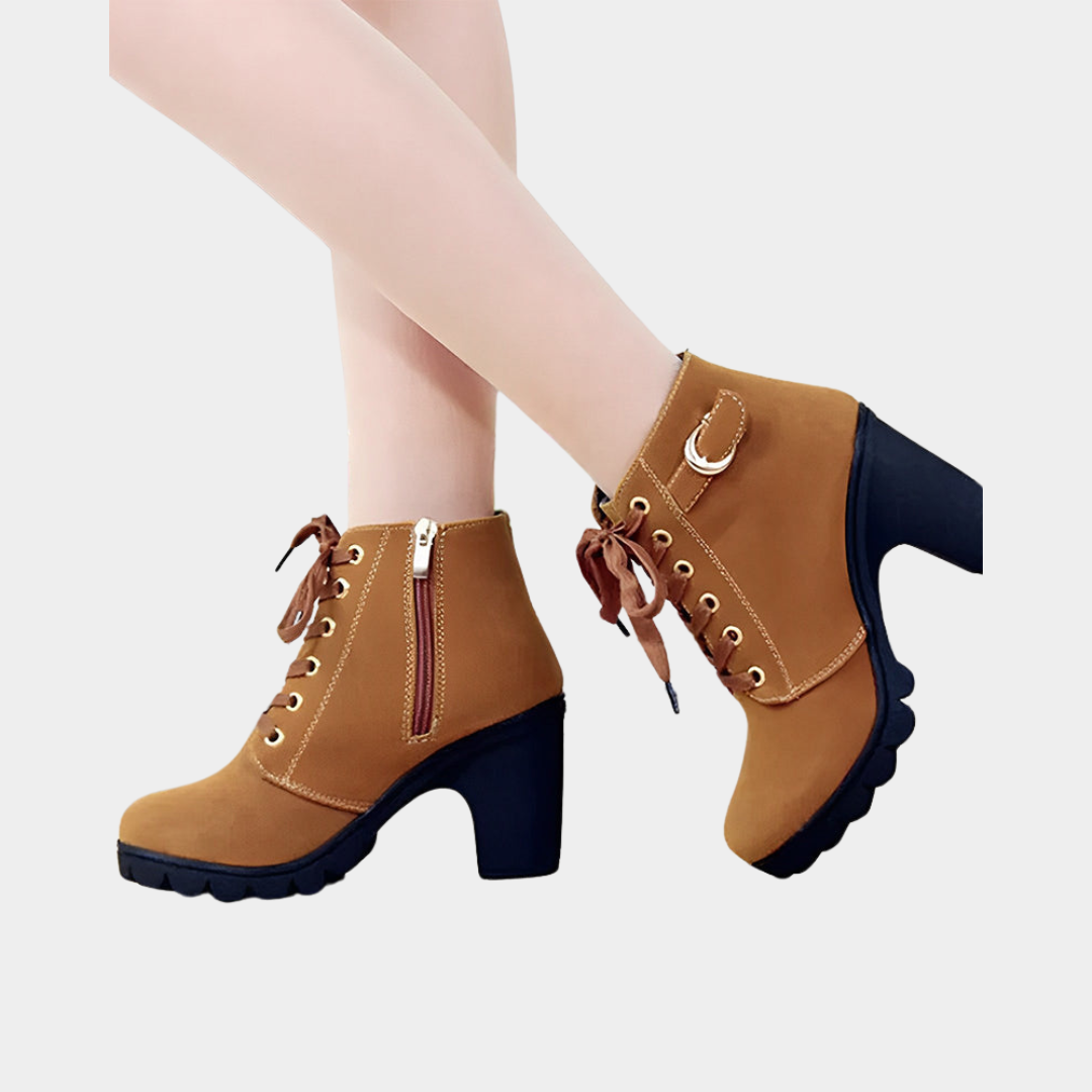 Megan | Lace-up boots with heel