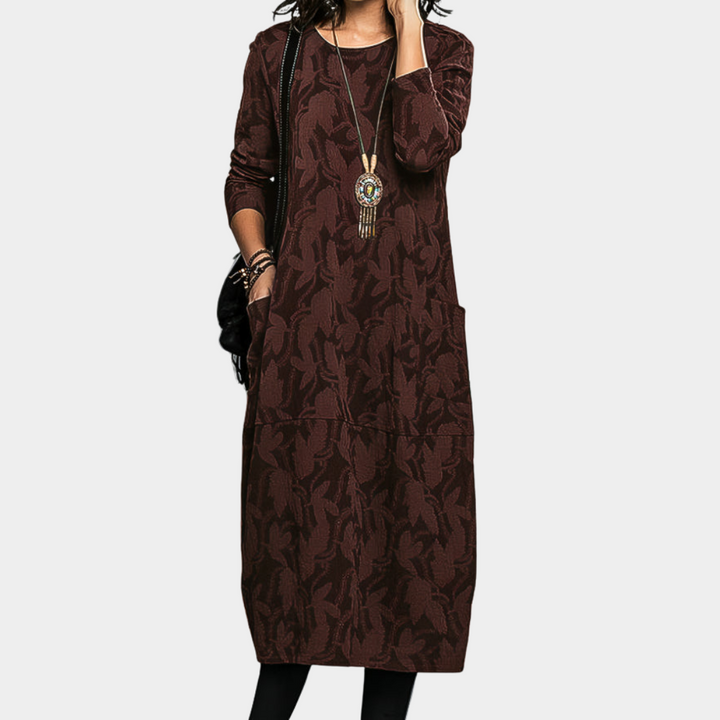 Nia | Casual round neck winter dress